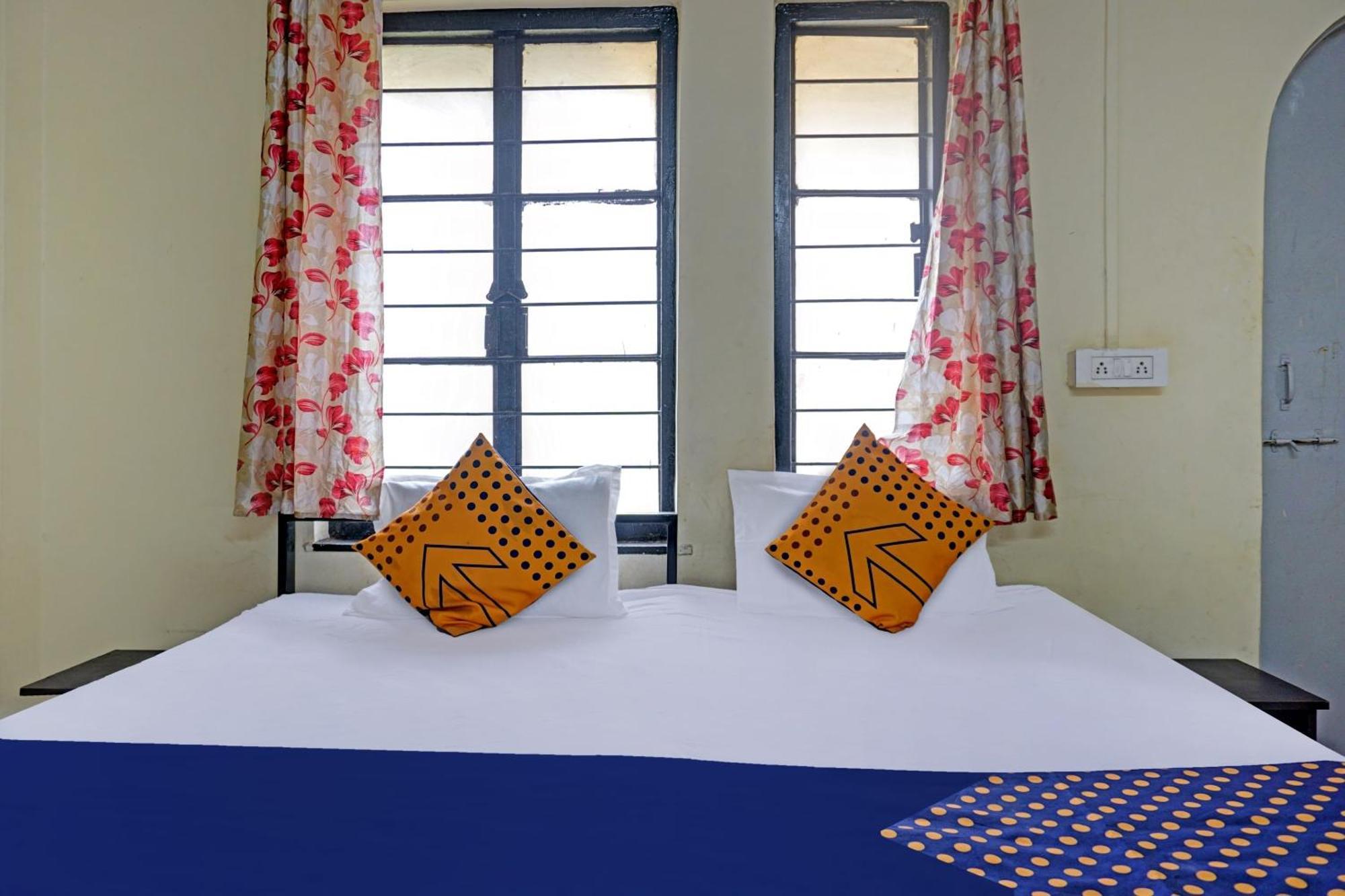 Spot On Hotel Prakash Residency, Near Hanuman Gym Ajmera Colony, Pimpri Exterior foto